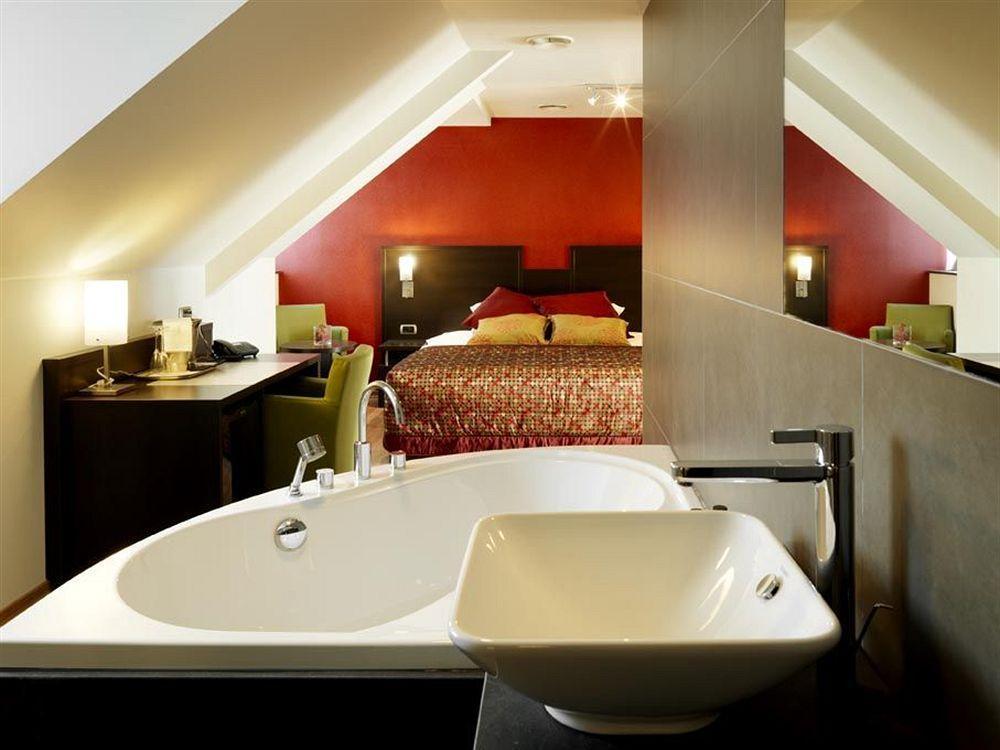 Hotel Tts Tamise Extérieur photo